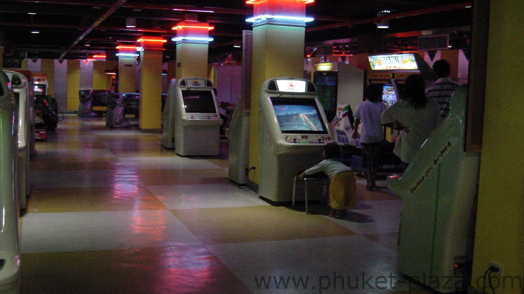 phuket photos daylife phuket town arcades