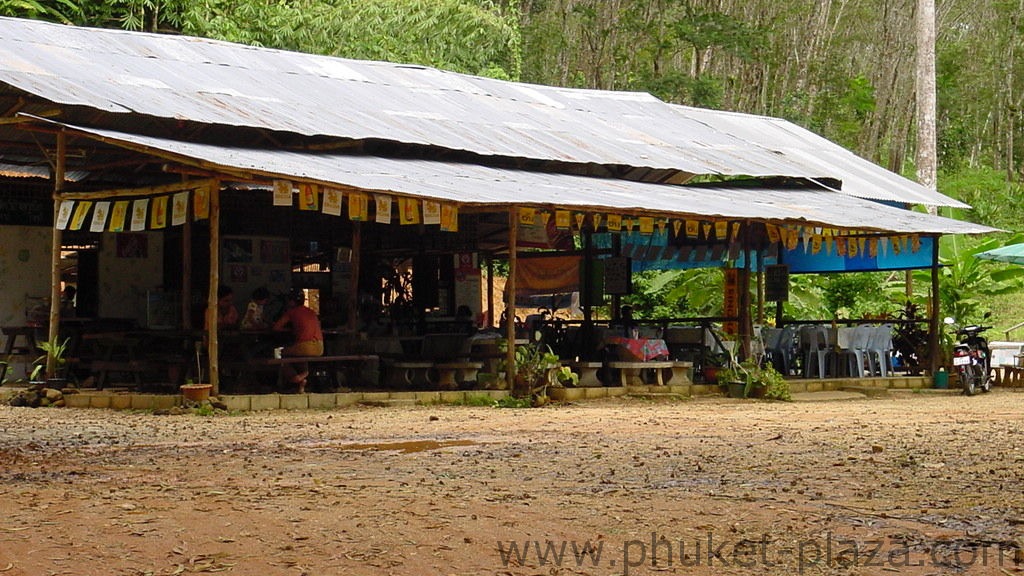 phuket photos daylife bang pae waterfall