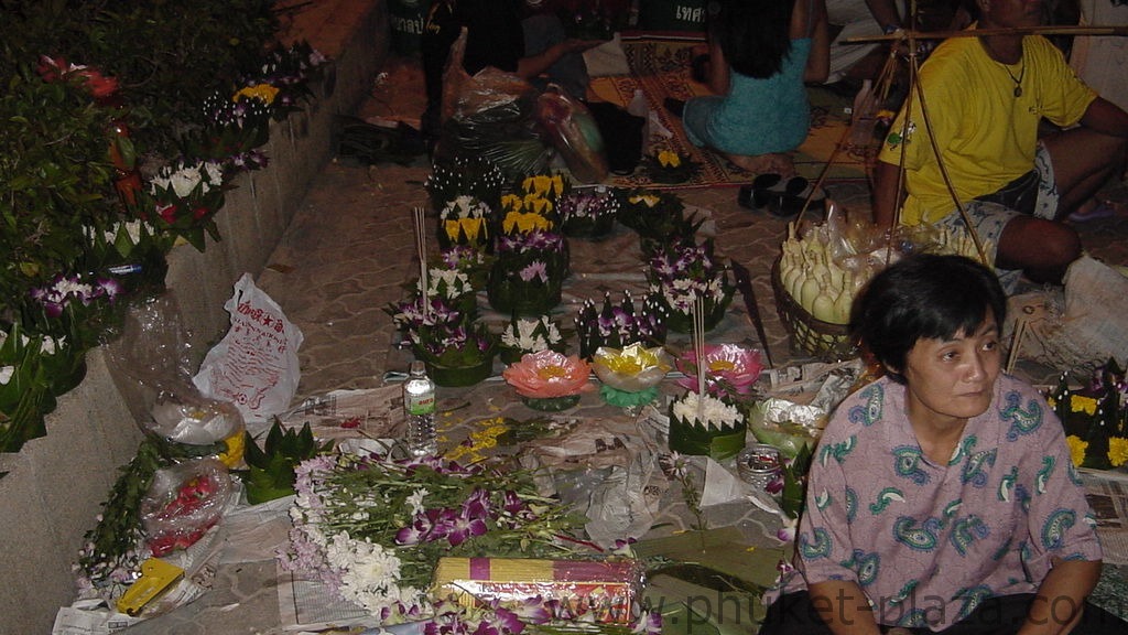 phuket photos daylife festivals loy kratong