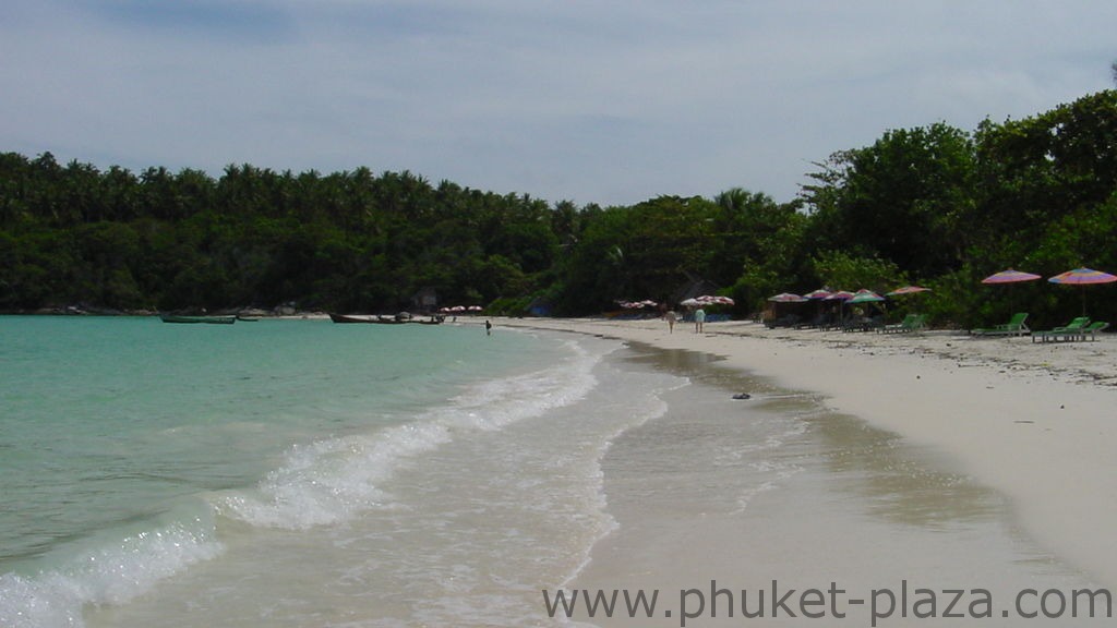 phuket photos daylife islands racha