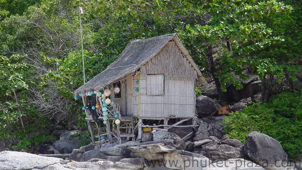 phuket photos daylife islands racha