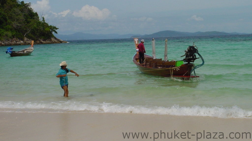 phuket photos daylife islands racha