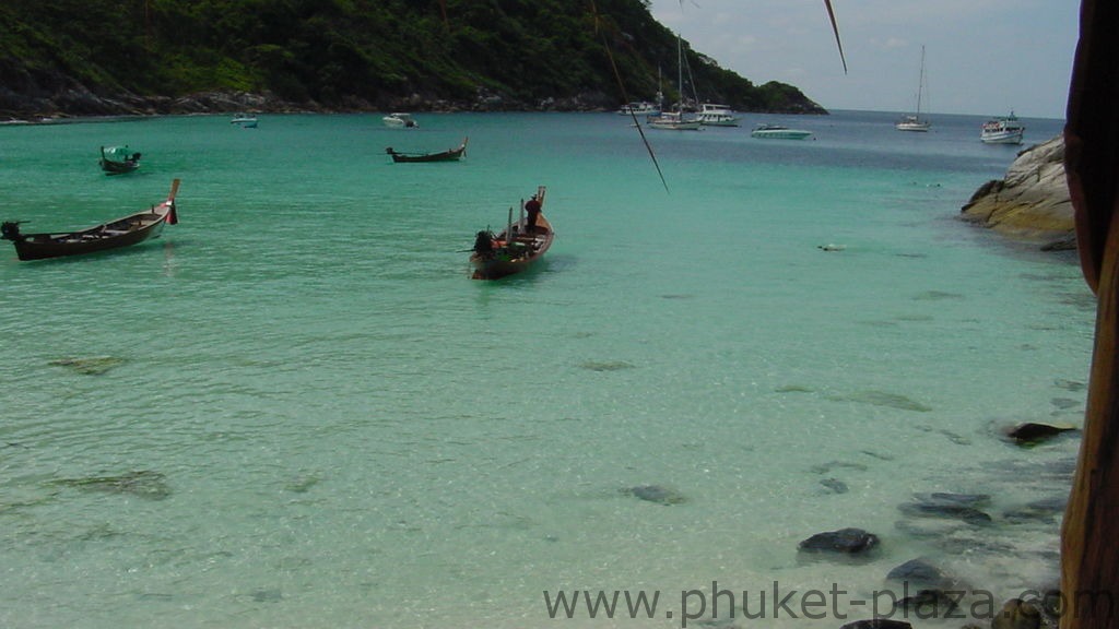 phuket photos daylife islands racha