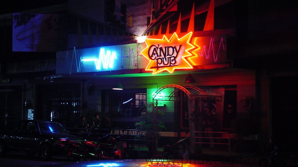 phuket photos nightlife phuket town discoteque