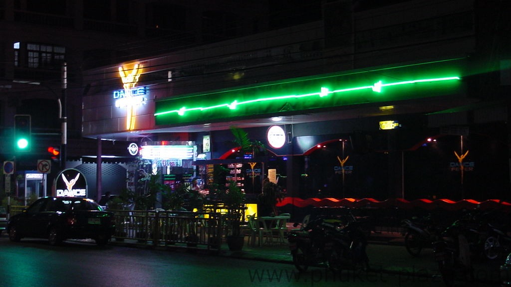 phuket photos nightlife phuket town discoteque