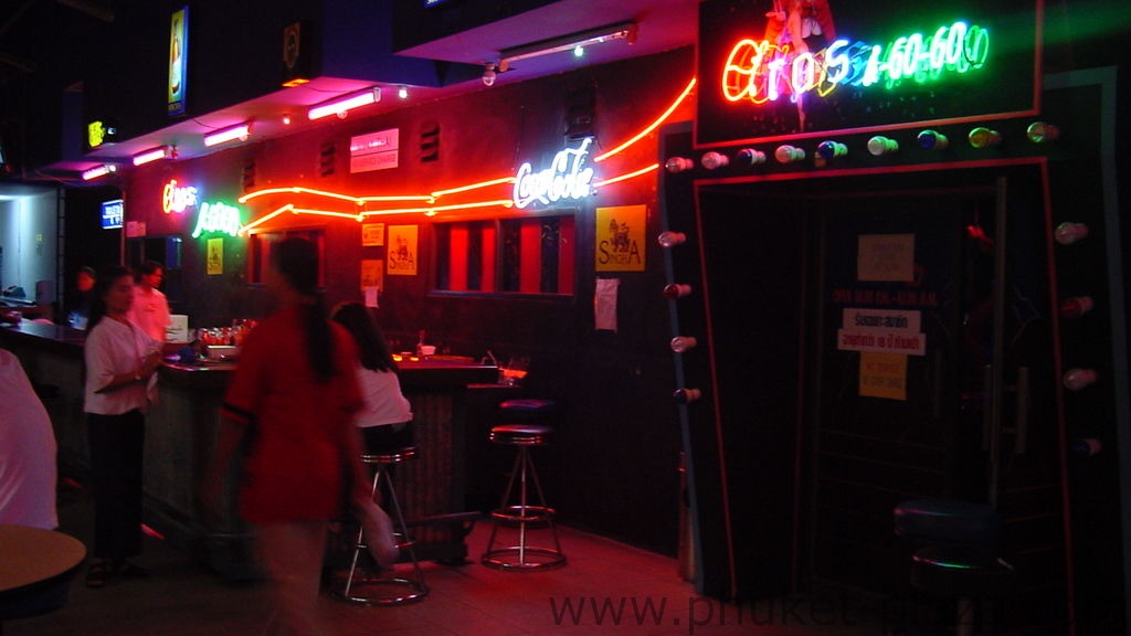 phuket photos nightlife patong a go go