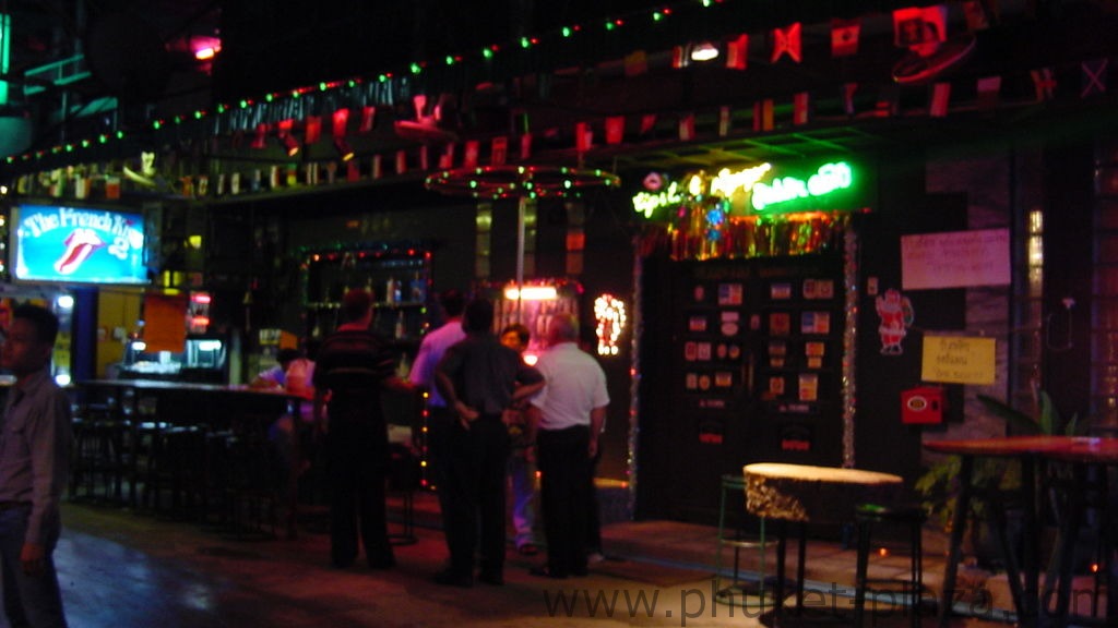 phuket photos nightlife patong a go go