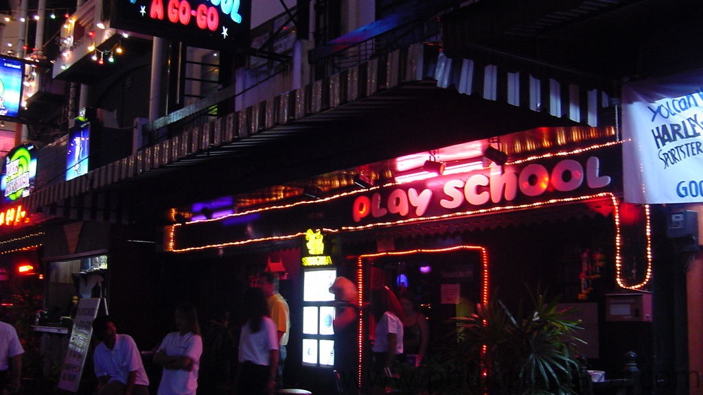 phuket photos nightlife patong a go go