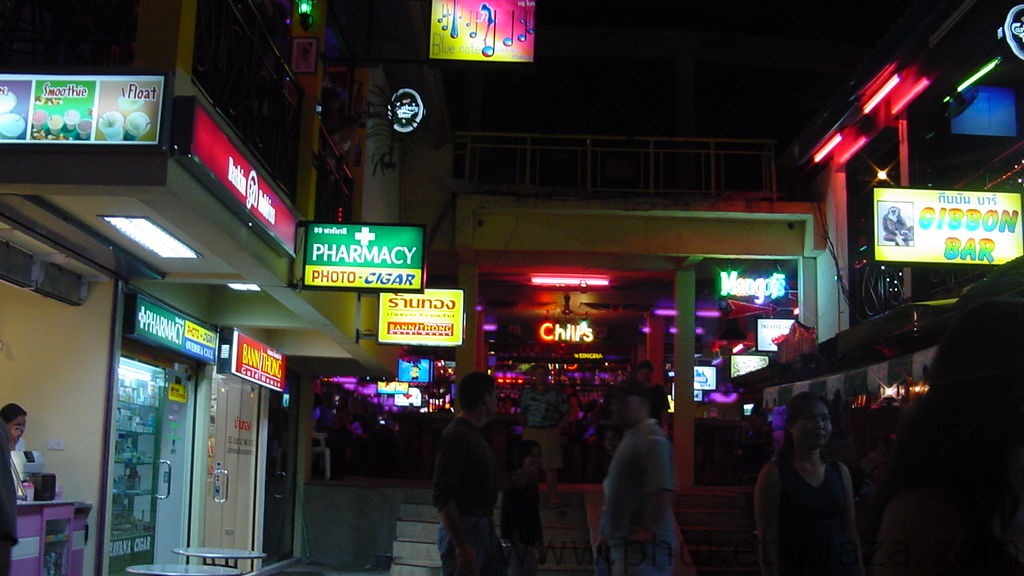 phuket photos nightlife patong bar