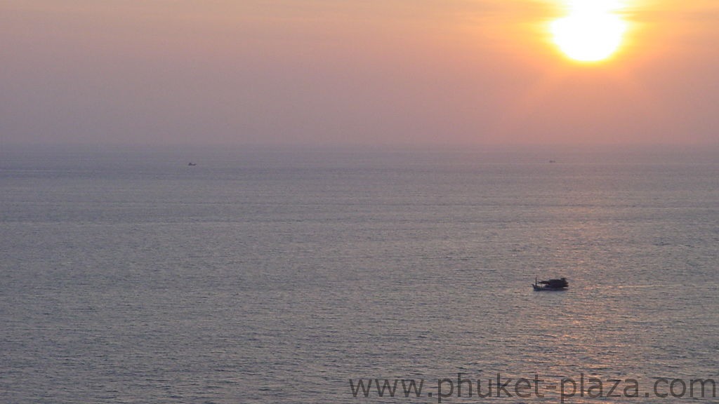 phuket photos daylife sunsets laem promthep
