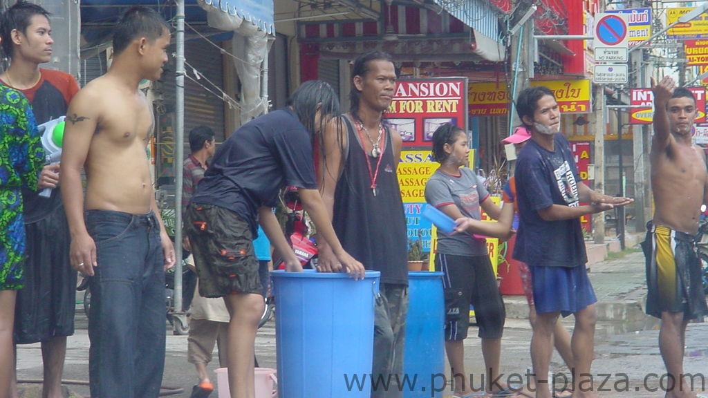 phuket photos daylife festivals songkran festival