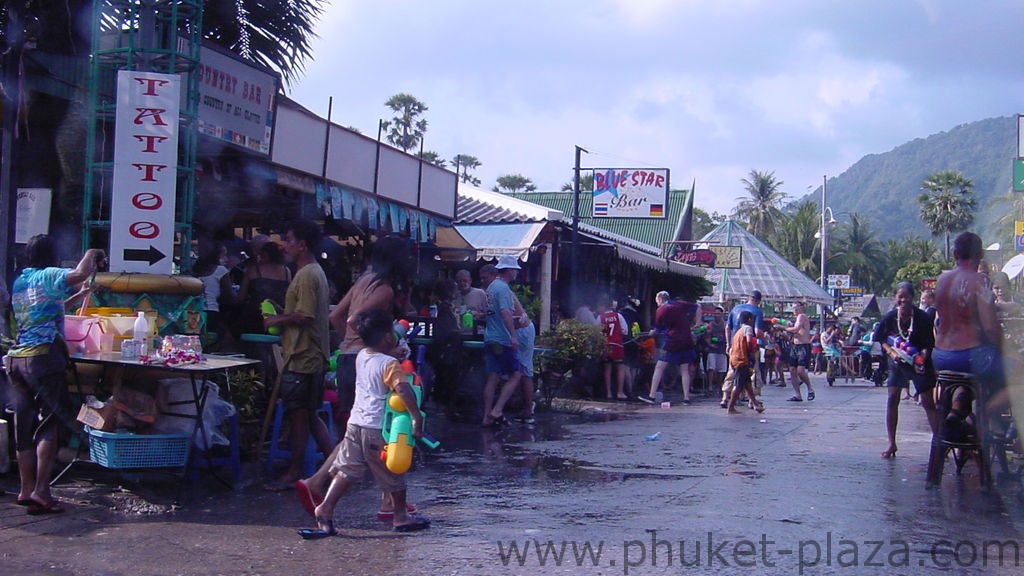 phuket photos daylife festivals songkran festival