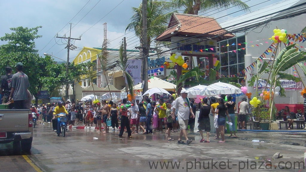 phuket photos daylife festivals songkran festival