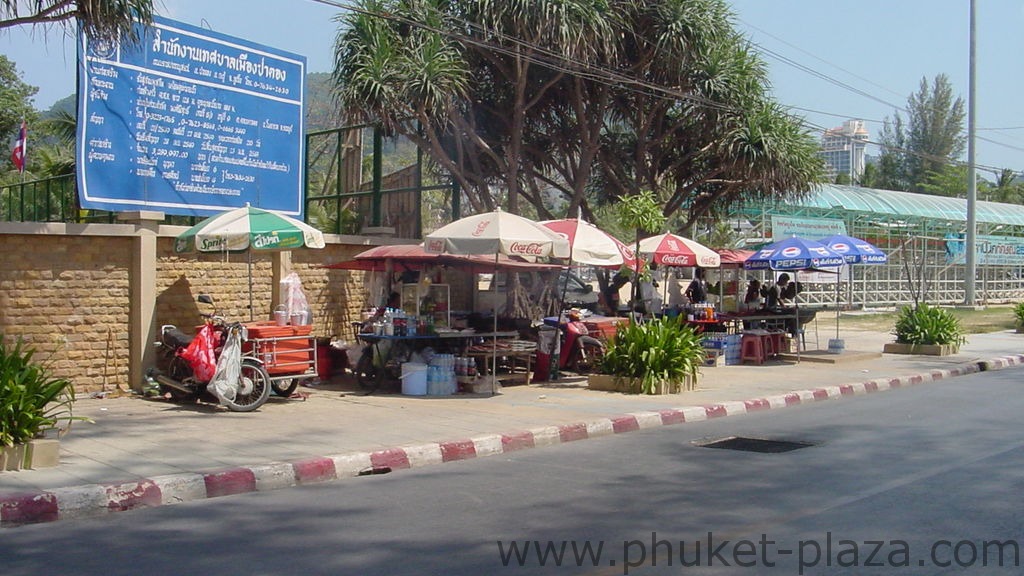 phuket photos daylife patong beach road