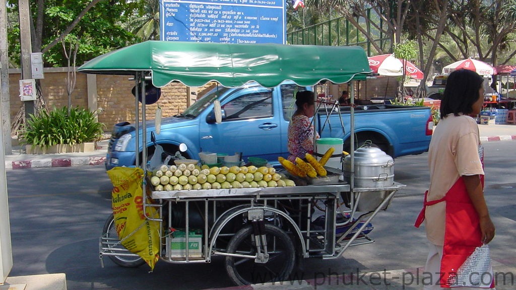 phuket photos daylife patong beach road