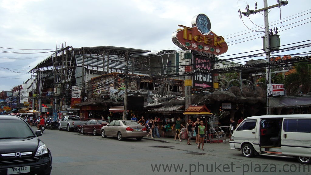 phuket photos daylife patong bangla road