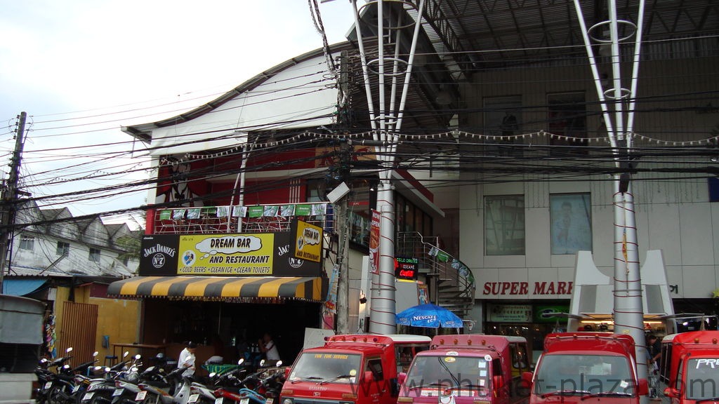 phuket photos daylife patong bangla road