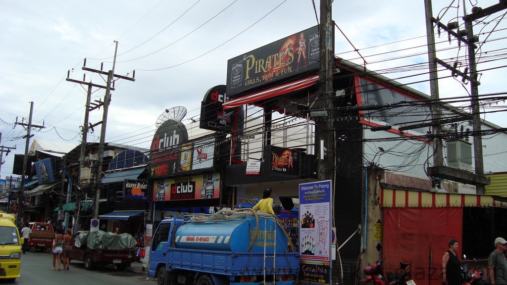 phuket photos daylife patong bangla road