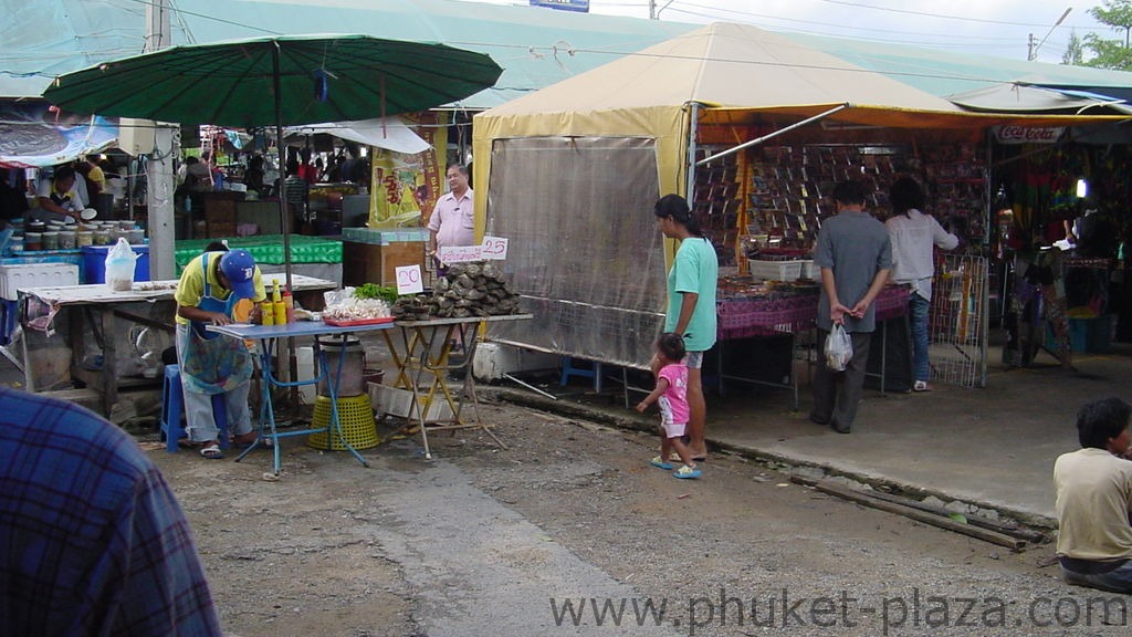 phuket photos shopping weekend market phuket town