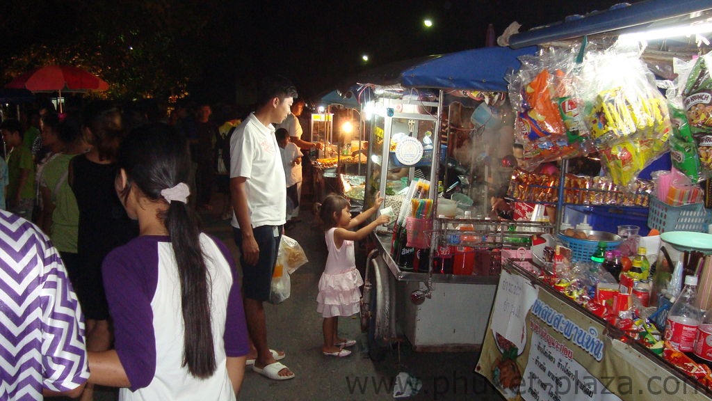 phuket photos daylife festivals loy kratong