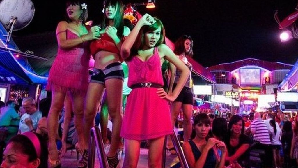 phuket photos nightlife patong bar