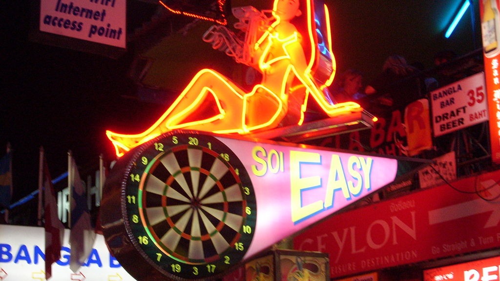 phuket photos nightlife patong bar