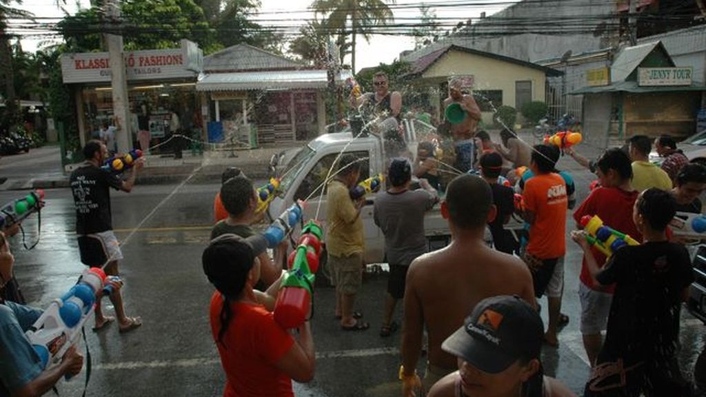 phuket photos daylife festivals songkran festival