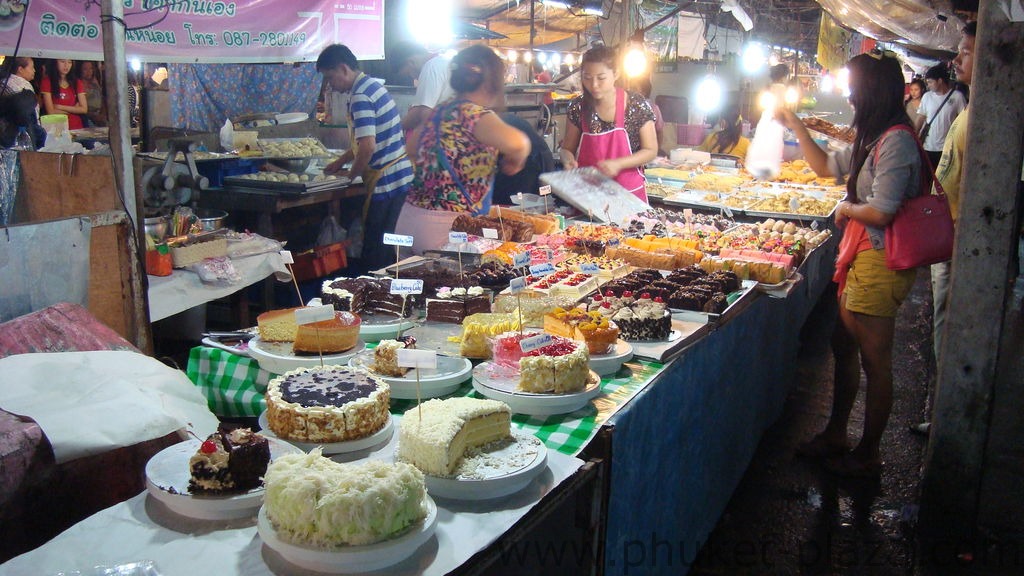 phuket photos shopping weekend market phuket town