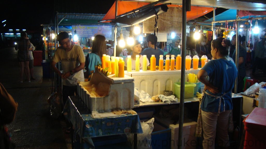 phuket photos shopping weekend market phuket town