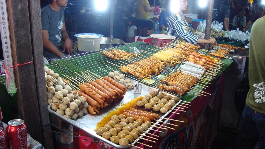 phuket photos shopping weekend market phuket town