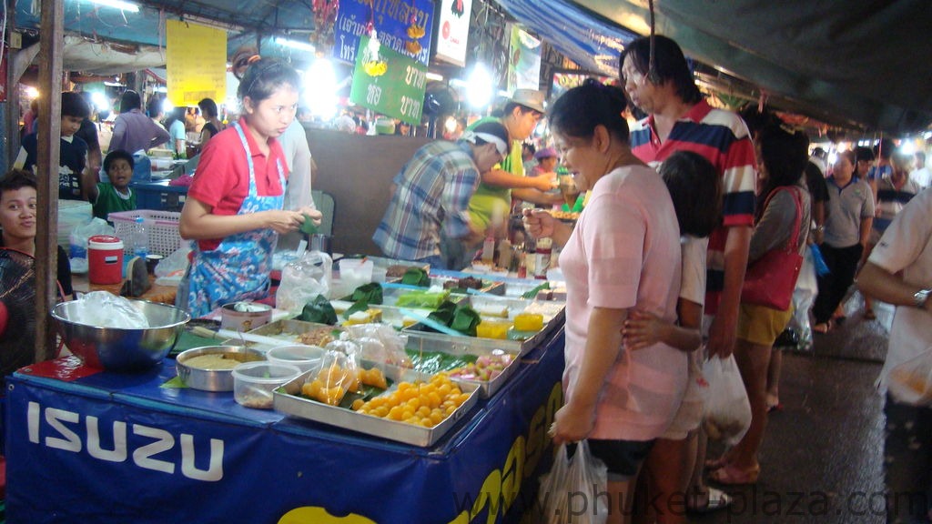 phuket photos shopping weekend market phuket town