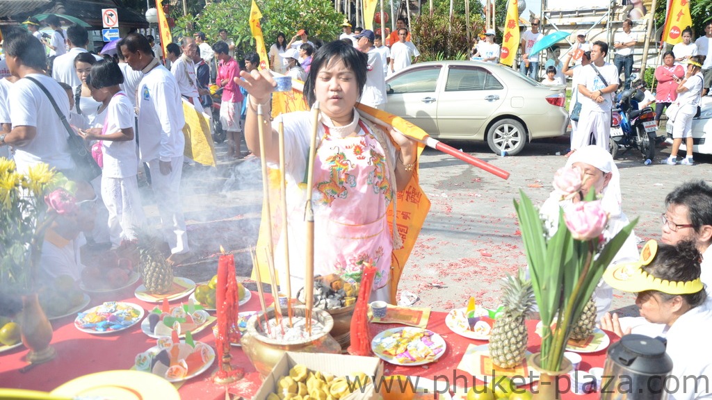 phuket photos daylife festivals vegetarian festival