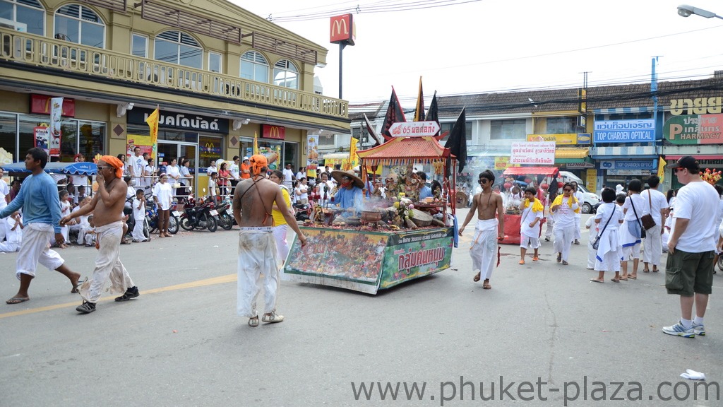 phuket photos daylife festivals vegetarian festival