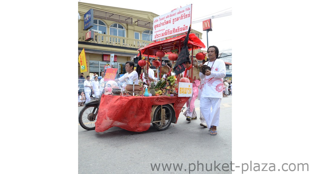 phuket photos daylife festivals vegetarian festival