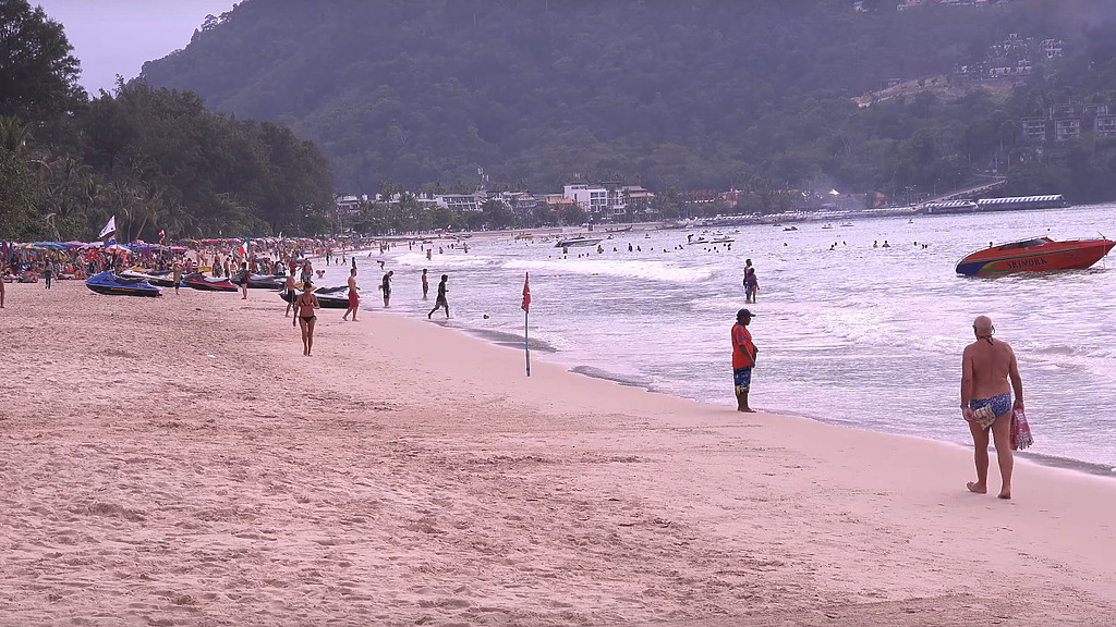 phuket photos beaches patong beach