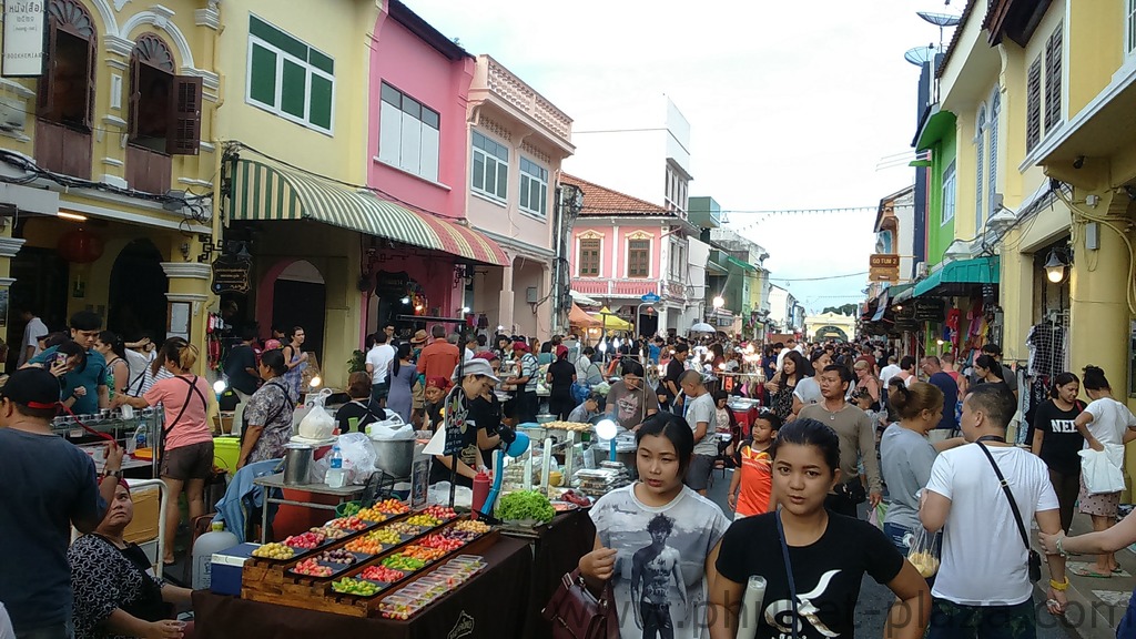 phuket photos shopping phuket town walking street market