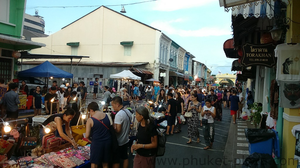 phuket photos shopping phuket town walking street market