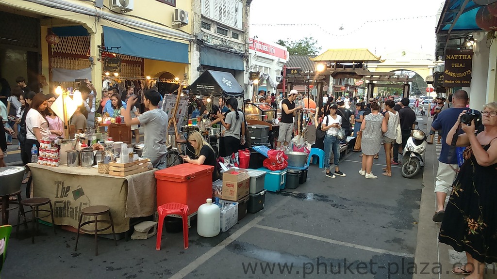 phuket photos shopping phuket town walking street market