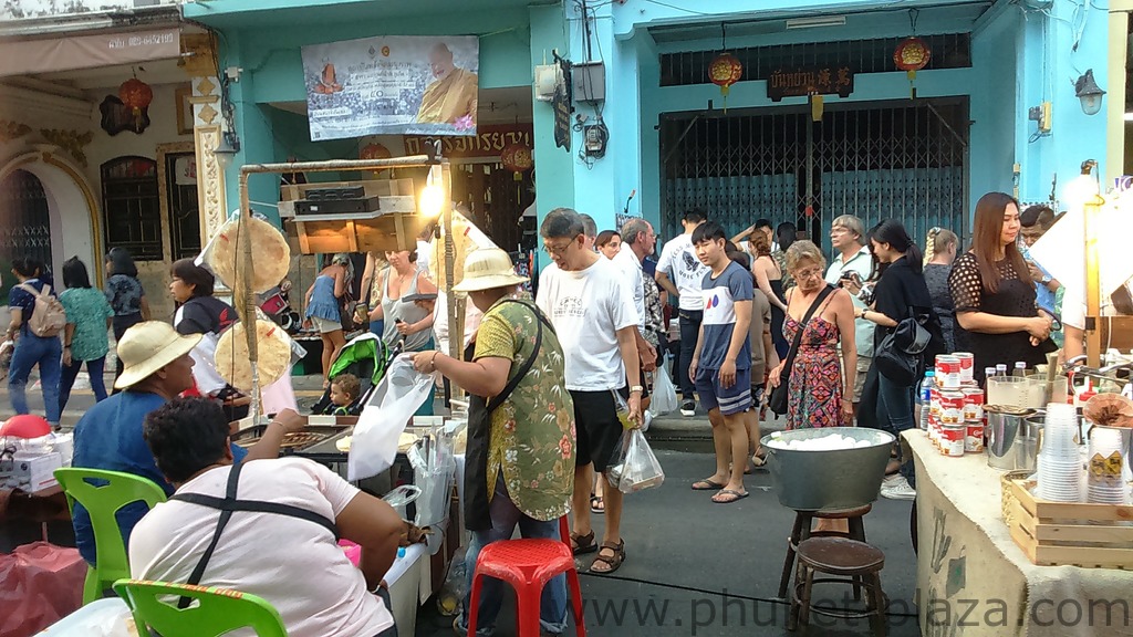 phuket photos shopping phuket town walking street market