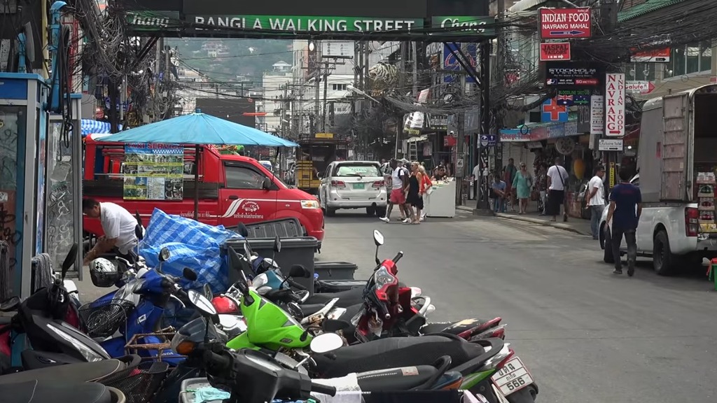 phuket photos daylife patong bangla road