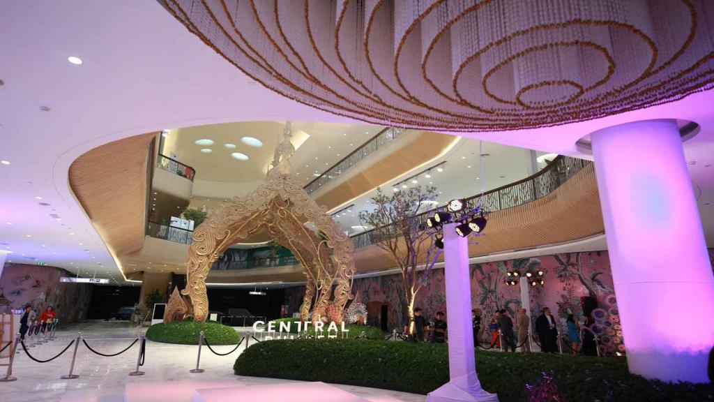 4K CENTRAL FOOD HALL in Central Phuket Floresta in March 2022 