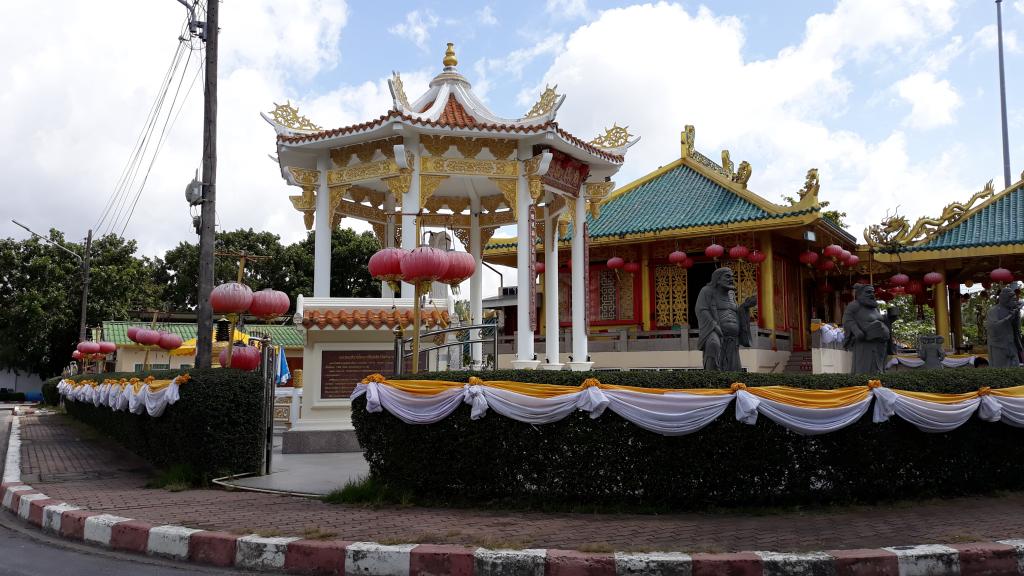 phuket photos daylife phuket town kiew tien keng chinese shrine