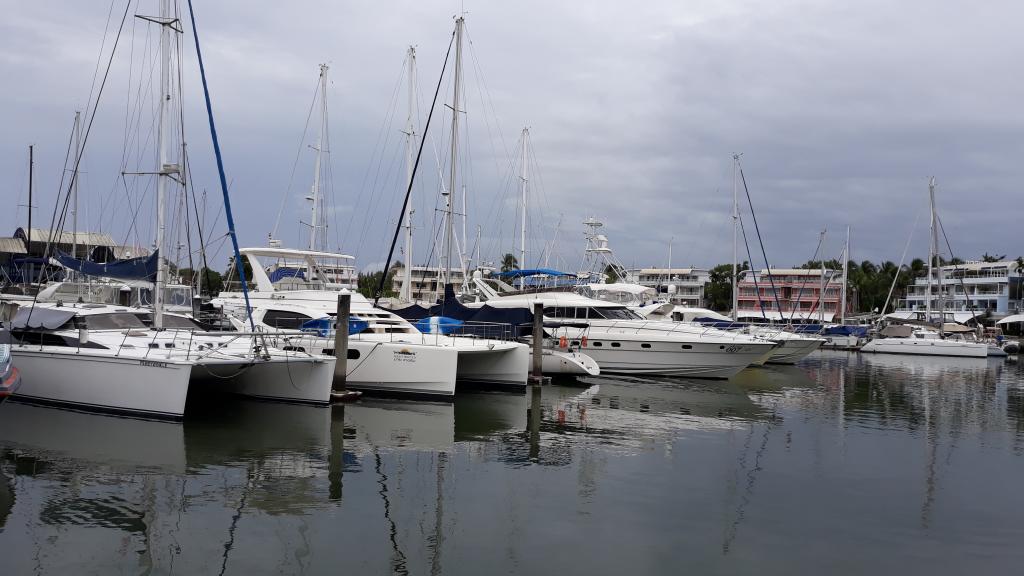 phuket photos daylife boat lagoon marina