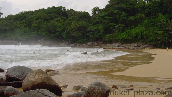 phuket photos beaches laem sing