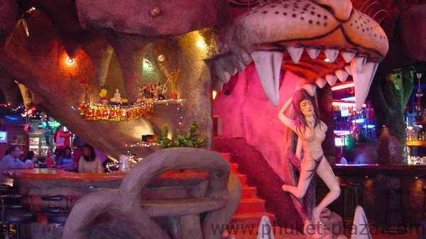 phuket photos nightlife