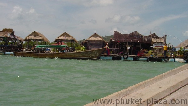 phuket photos daylife phuket town floating restaurant