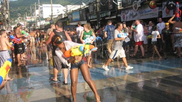 phuket photos daylife festivals songkran festival